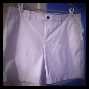 New White old navy shorts